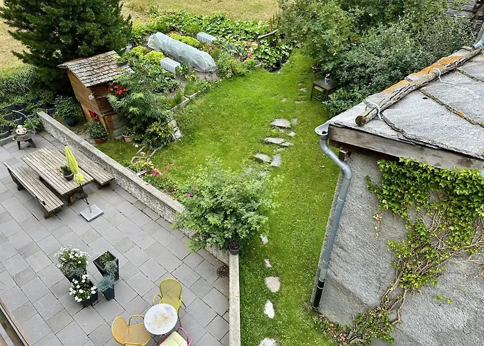 Alouette By Interhome * サース・アルマゲル